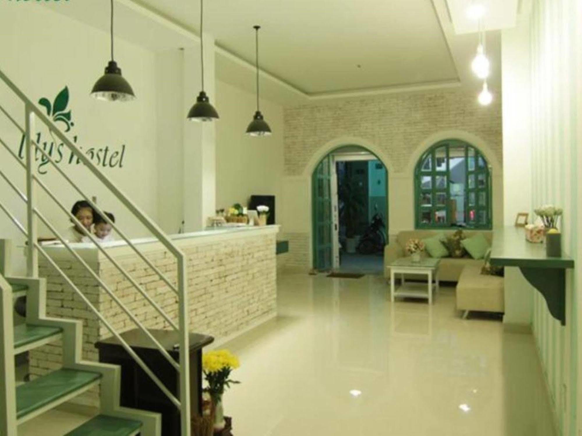 Lily Hostel Ho Chi Minh-stad Buitenkant foto